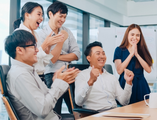 ��LEYU�پW�W�������L��