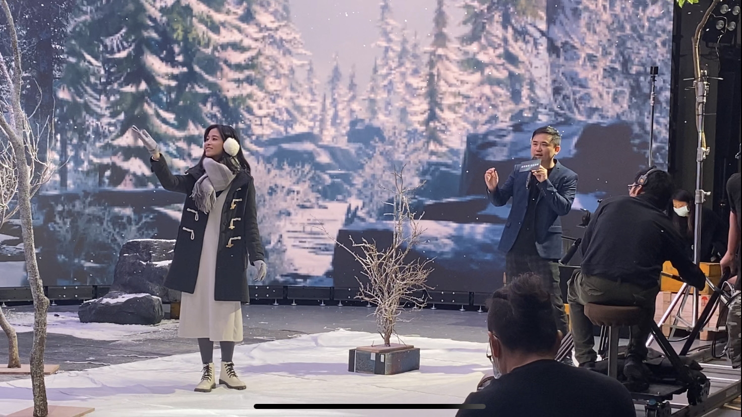 ���_��ALED���M�@�����g(sh��)���c���R��ҕ�X��Ч�Fꠡ��٬F(xi��n)Ӱ�񡹔y�ֺ�������LED̓�M�zӰ��ṩ����ʽ�����w򞣬�K�����Ĕz�ɱ��c�r�g