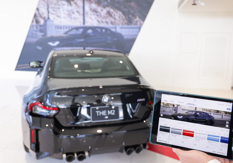 �p܇���漴�rͶ�ŵ�LED���ϣ�Ϳɼ��r���Q܇�v���b������x���c܇����ɫ���ṩ�����c��܇�ȱ����ĳ���ʽ�o����̓�M�p܇�w�