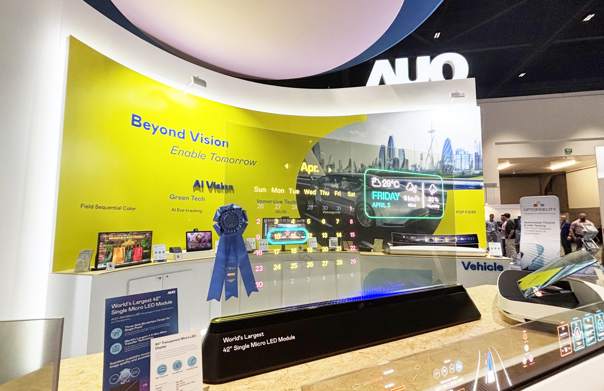 LEYU�پW(w��ng)64��͸��Micro LED�@ʾ���@�����Micro LED���g(sh��)��(y��ng)�ê�������^���͸����͸���ԣ�ͬ�r�߂�1,000 nits�ĸ����ȱ��F(xi��n)����͸�^�����ğo�pƴ�����������������`�(y��ng)���ڶ�Ԫ������չ�F(xi��n)��Micro LED�@ʾ���g(sh��)���r�յğo�ޝ���