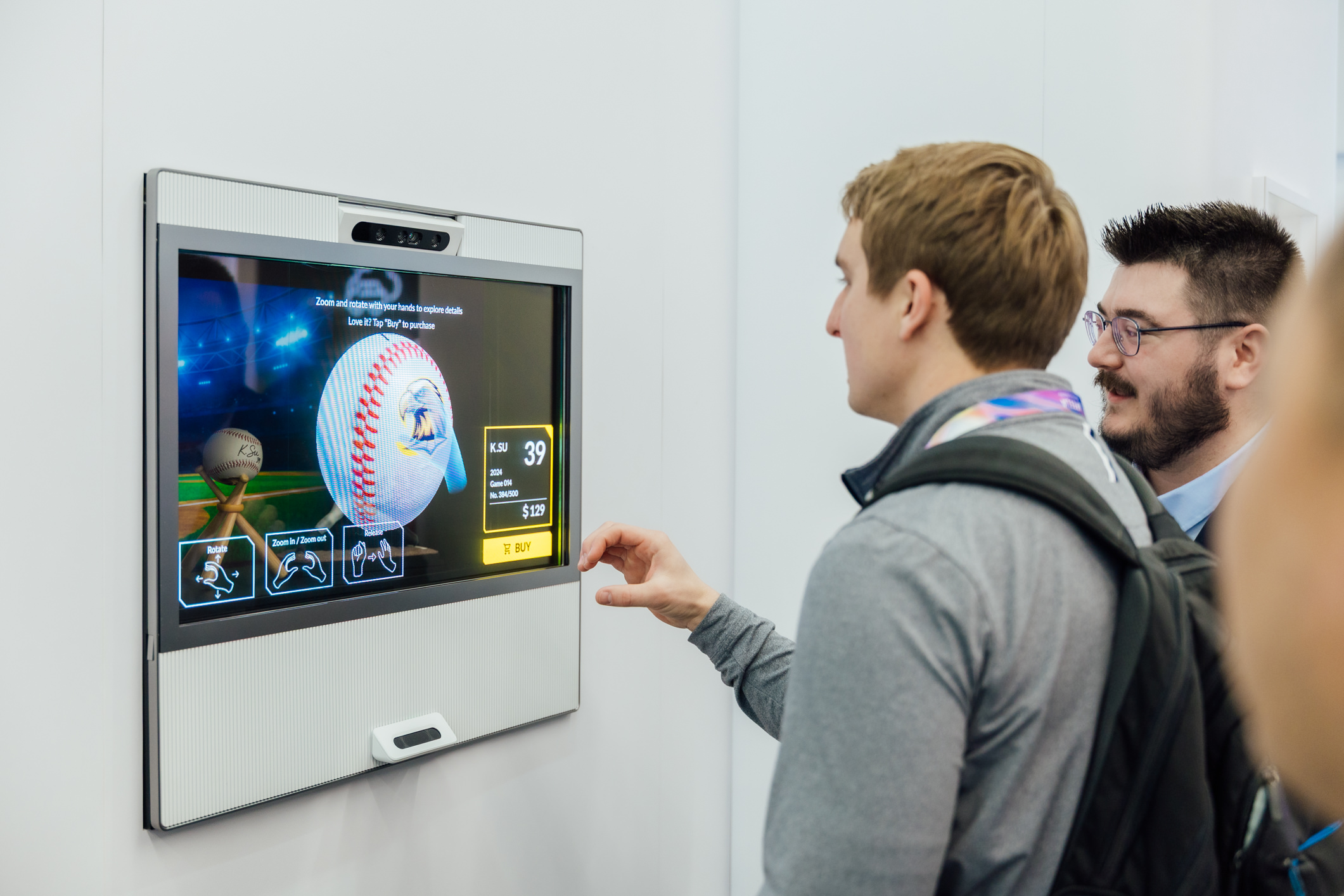 LEYU�پW(w��ng)�ǻ��Є�͸�^����չ�g���c�͑���Ⱦ۽�������̽ӑLEYU�پW(w��ng)�f(xi��)������(chu��ng)�ęC���c��صĿ����ԣ����l(f��)��܇���ӵĄ�(chu��ng)�����M�������Y(ji��)��ݔ�����H��Micro LEDǰհ���g(sh��)��瑪(y��ng)�������_����Ԫ���ʵđ�(y��ng)���龳��